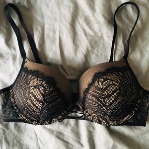 Victoria’s Secret Very Sexy Push up bra